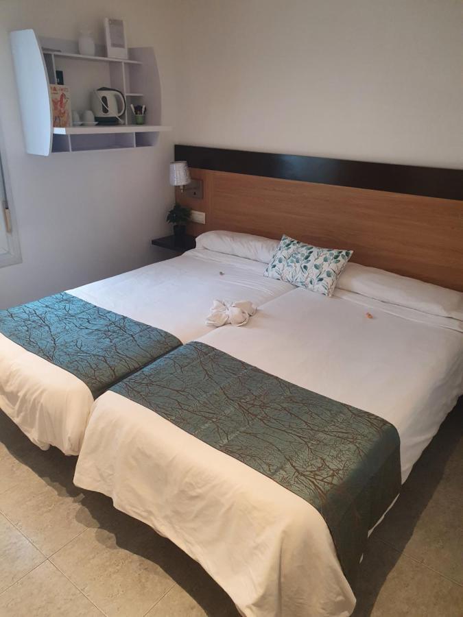 H Bella Mar Roses Hotel Екстериор снимка