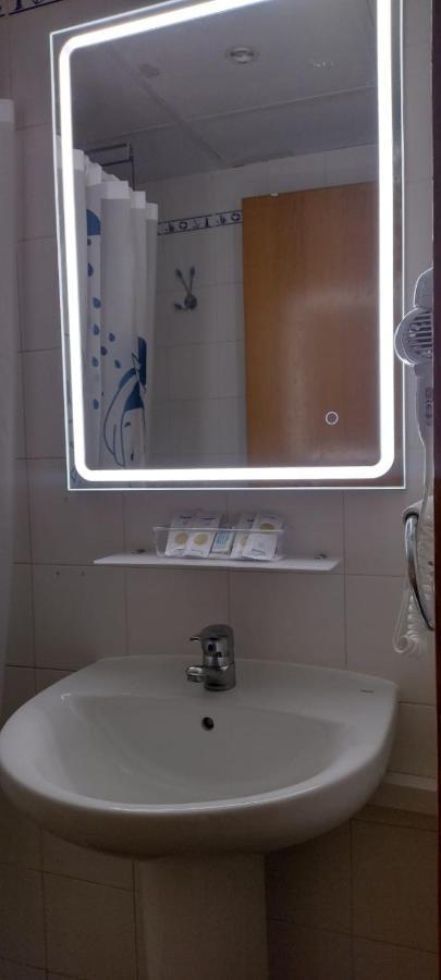 H Bella Mar Roses Hotel Екстериор снимка